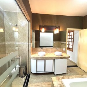 WhatsApp Image 2025-10-02 at 16.25.07 (1)